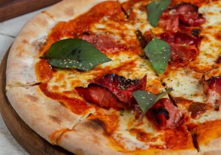 Pizza bakken